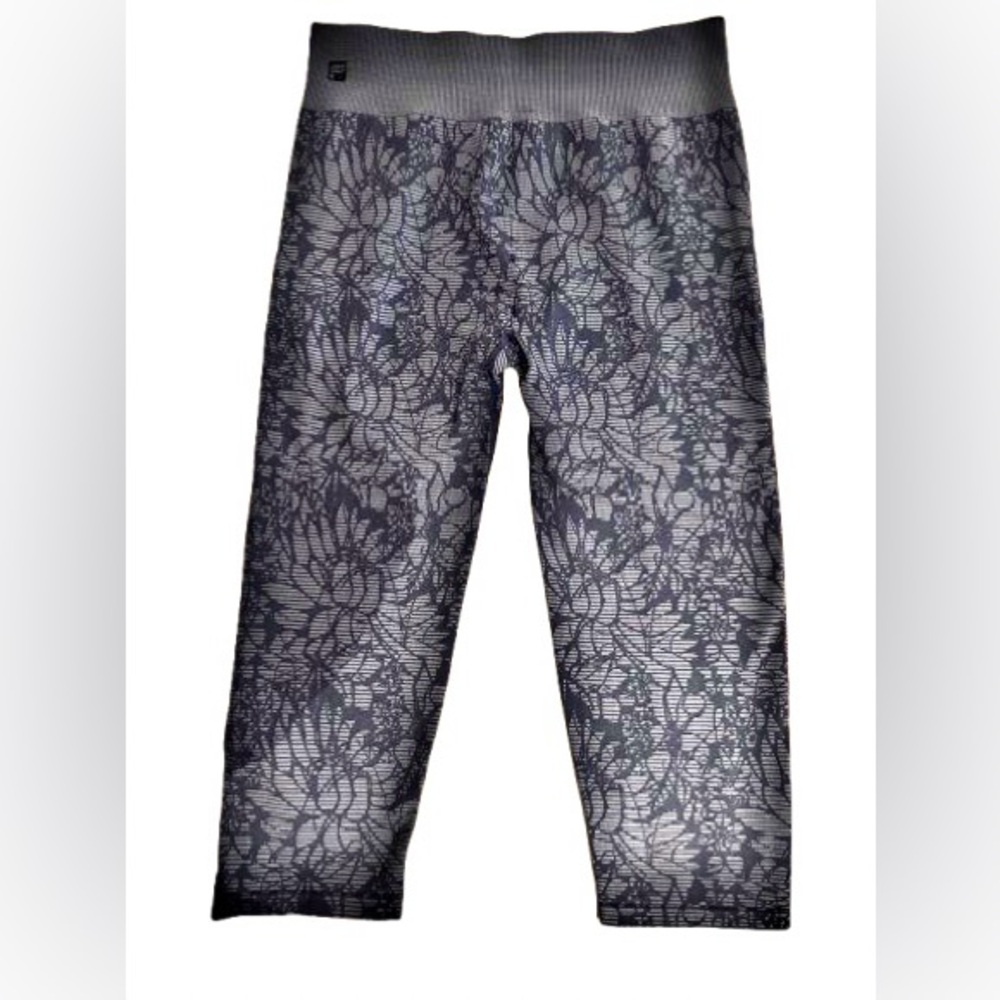 Fabletics Textured Gray Pattern Leggings - image 1